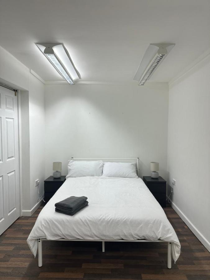 شقة Bright, Warm & Cozy House In Harpurhey مانشستر المظهر الخارجي الصورة