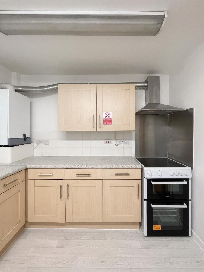 شقة Bright, Warm & Cozy House In Harpurhey مانشستر المظهر الخارجي الصورة