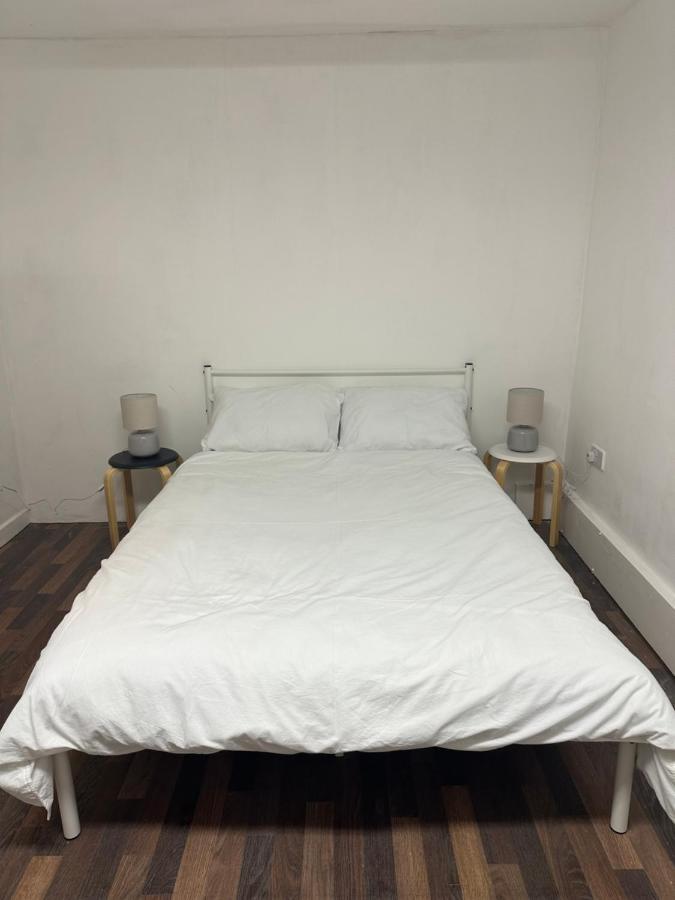شقة Bright, Warm & Cozy House In Harpurhey مانشستر المظهر الخارجي الصورة